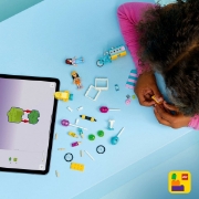 Imagine LEGO FRIENDS STAND CU INGHETATA SI BALOANE 42692