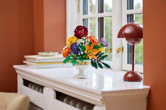 Imagine LEGO BOTANICALS  ARANJAMENT FLORAL 10345