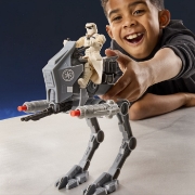 Imagine STAR WARS MANDALORIAN SI GROGU ACTION VERSE SET FIGURINA IMPERIAL DRIVER SI VEHICUL AR RT CU ACCESORII