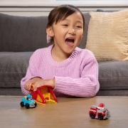 Imagine PATRULA CATELUSILOR SET FIGURINA MARSHALL  SI VEHICUL CU LANSATOR