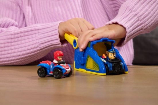 Imagine PATRULA CATELUSILOR SET FIGURINA CHASE SI VEHICUL CU LANSATOR