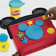 Imagine PLAY DOH DISNEY JR CLUBUL LUI MICKEY MOUSE SET LA GARAJ