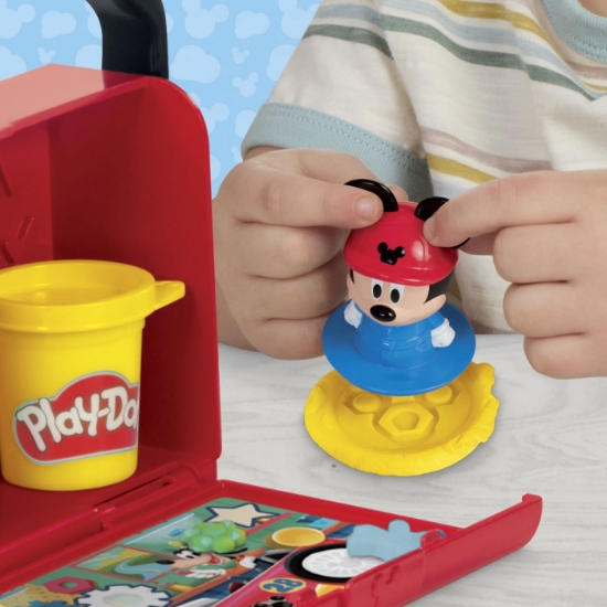 Imagine PLAY DOH DISNEY JR CLUBUL LUI MICKEY MOUSE SET LA GARAJ