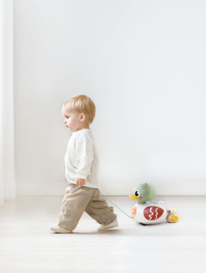 Imagine JUCARIE INTERACTIVA DE TRAS FAMILIA DE RATUSTE 