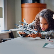 Imagine Lego Star Wars Nava Stelară U-Wing a Rebelilor 75399