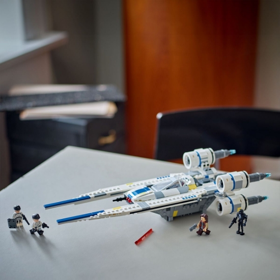 Imagine Lego Star Wars Nava Stelară U-Wing a Rebelilor 75399