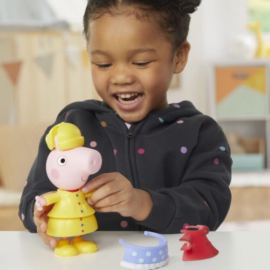 Imagine  PEPPA PIG SET FIGURINA SI ACCESORII VESTIMENTARE 15CM