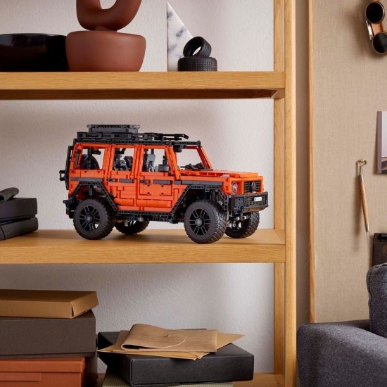 Imagine Lego Technic Mercedes Benz G 500 Professional Line 42177