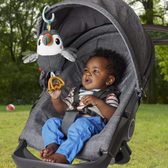 Imagine Fisher Price Jucărie Tucan de pluș – aventură tropicală pentru bebeluși zâmbitori!