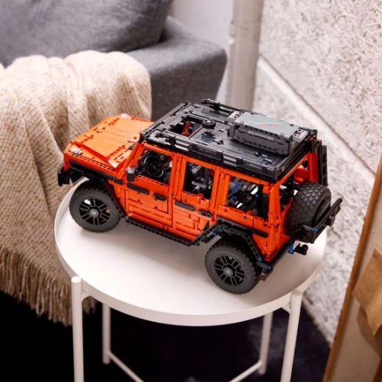 Imagine Lego Technic Mercedes Benz G 500 Professional Line 42177