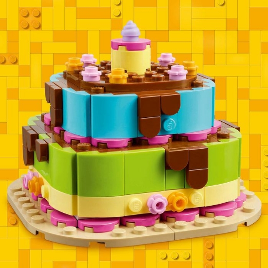 Imagine LEGO TORT PENTRU PETRECEREA DE ZI DE NASTERE 40815