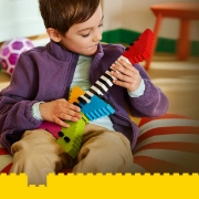 Imagine LEGO CLASSIC CARAMIZI CREATIVE IN CULORI 11045