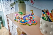 Imagine LEGO FRIENDS O ZI DISTRACTIVA IN PARCUL ACVATIC 42676