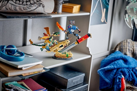 Imagine LEGO NINJAGO BATALIA DE LA SABIA DRAGONULUI 71871