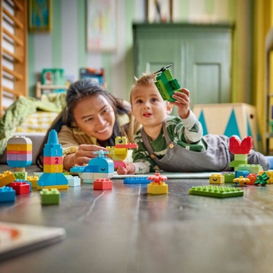 Imagine LEGO DUPLO CUTIE CREATIVA IN CULORI 10479