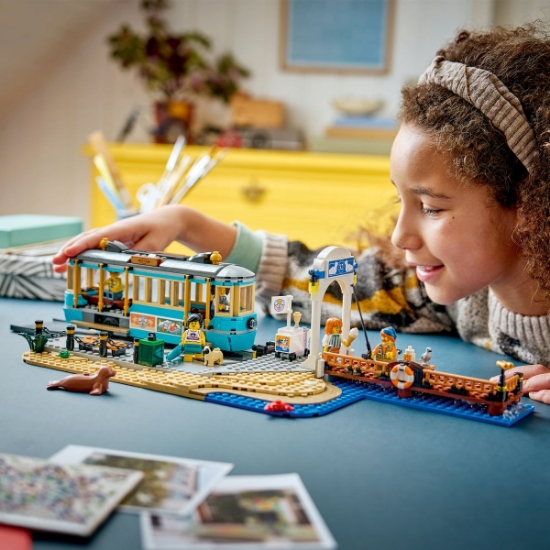 Imagine LEGO CITY TRAMVAI DE PLAJA CLASIC 60506