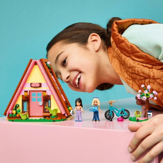Imagine LEGO FRIENDS GLAMPING LA CABANA 42682
