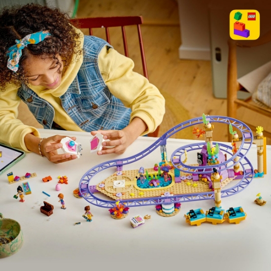 Imagine LEGO FRIENDS ROLLER COASTER CU SIRENE 42703