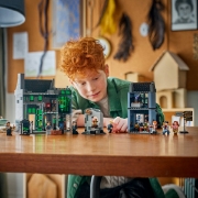 Imagine LEGO HARRY POTTER MAGAZINELE DE VRAJITORII DE PE ALEEA NOCTURNA 76471