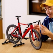 Imagine LEGO ICONS BICICLETA DE SOSEA 11380