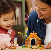 Imagine LEGO DISNEY MOANA CASA TRADITIONALA SI BARCUTA 43282