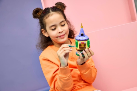 Imagine LEGO DISNEY PRINCESS MINITURNUL LUI RAPUNZEL 43294
