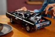 Imagine LEGO TECHNIC MASINA DODGE CHARGER R/T DIN FAST AND FURIOUS 42231
