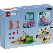 Imagine LEGO BLUEY BINGO SI BLUE SE JOACA DE A BUNICUTELE 11216