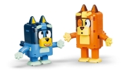 Imagine LEGO BLUEY FAMILIA LUI BLUE DIN CARAMIZI 11217