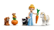 Imagine LEGO DISNEY PRINCESS CASTELUL CU ANIMALUTE AL CENUSARESEI 43283