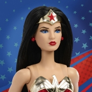 Imagine BARBIE SIGNATURE PAPUSA BARBIE WONDER WOMAN