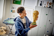Imagine LEGO EDITIONS TROFEUL OFICIAL AL CUPEI MONDIALE FIFA 43020