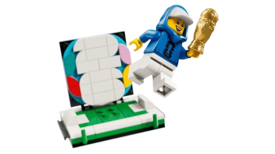 Imagine LEGO EDITIONS TROFEUL OFICIAL AL CUPEI MONDIALE FIFA 43020