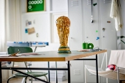 Imagine LEGO EDITIONS TROFEUL OFICIAL AL CUPEI MONDIALE FIFA 43020