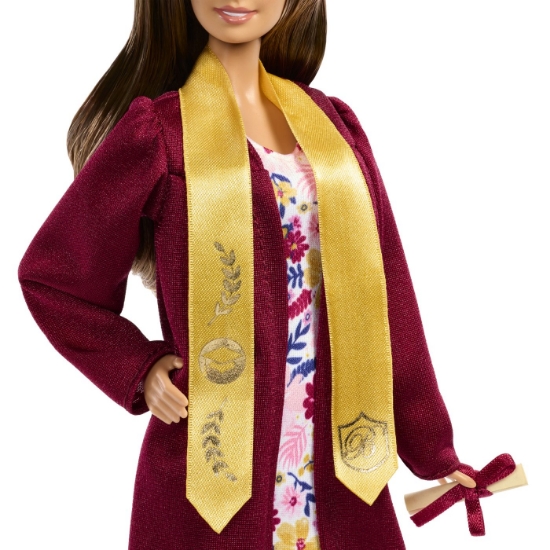 Imagine BARBIE SIGNATURE PAPUSA BARBIE DORINTE DE ABSOLVIRE