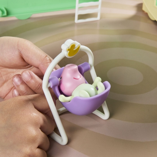 Imagine PEPPA PIG CARAVANA CELOR TREI PURCELUSI