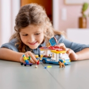 Imagine LEGO MASINA CU INGHETATA