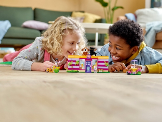 Imagine LEGO FRIENDS CAFENEAUA DE LA ADAPOSTUL PENTRU ADOPTIA ANIMALUTELOR 41699