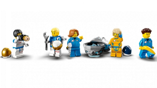 Imagine LEGO CITY STATIE SPATIALA SELENARA 60349