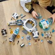 Imagine LEGO CITY BAZA DE CERCETARE SELENARA 60350