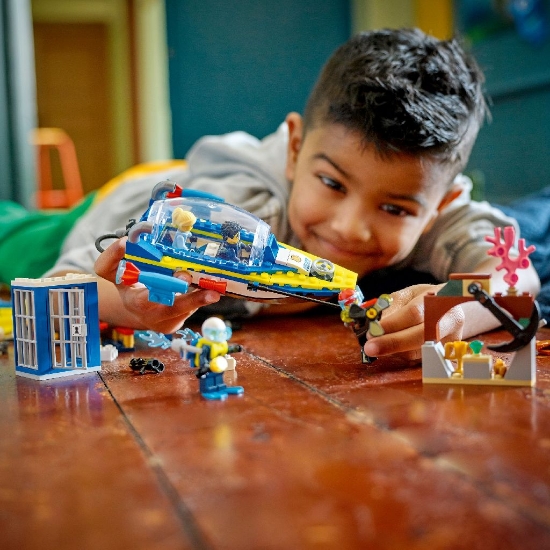 Imagine LEGO CITY MISIUNILE POLITIEI APELOR 60355