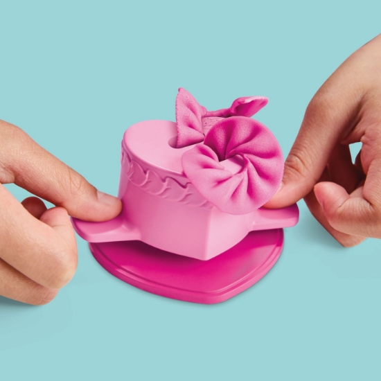 Imagine PLAY DOH BARBIE SET CREATII VESTIMENTARE PIETRE PRETIOASE SI PANGLICI