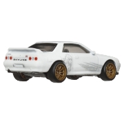 Imagine HOT WHEELS PREMIUM BOULEVARD MASINUTA METALICA NISSAN SKYLINE GT-R SCARA 1:64