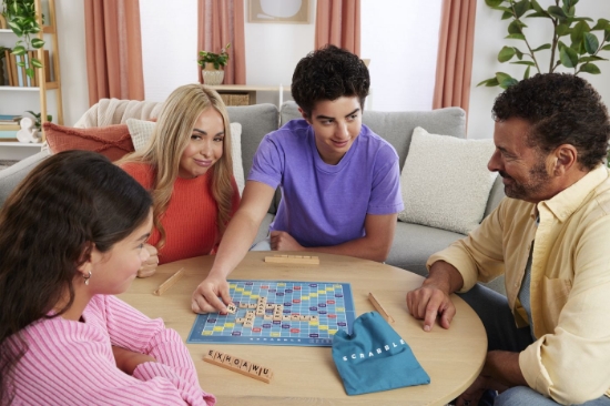 Imagine JOC SCRABBLE 2 IN 1 DIN LEMN IN LIMBA ENGLEZA