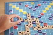 Imagine JOC SCRABBLE 2 IN 1 DIN LEMN IN LIMBA ENGLEZA
