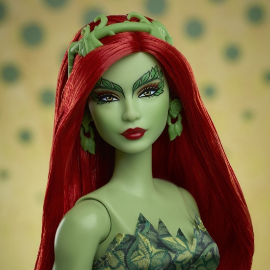 Imagine BARBIE SIGNATURE PAPUSA POISON IVY BATMAN 85 