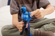 Imagine BATMAN FIGURINA BLUE BEETLE 30CM