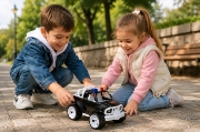 Imagine MASINA JEEP OFF ROADER NEGRU ALB 39CM