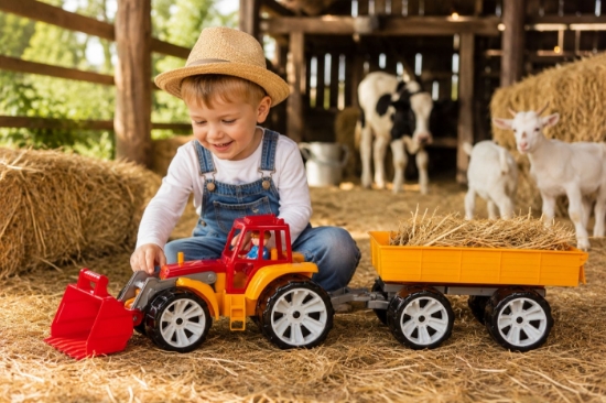 Imagine TRACTOR BAMS 4 CU REMORCA ROSU PORTOCALIU