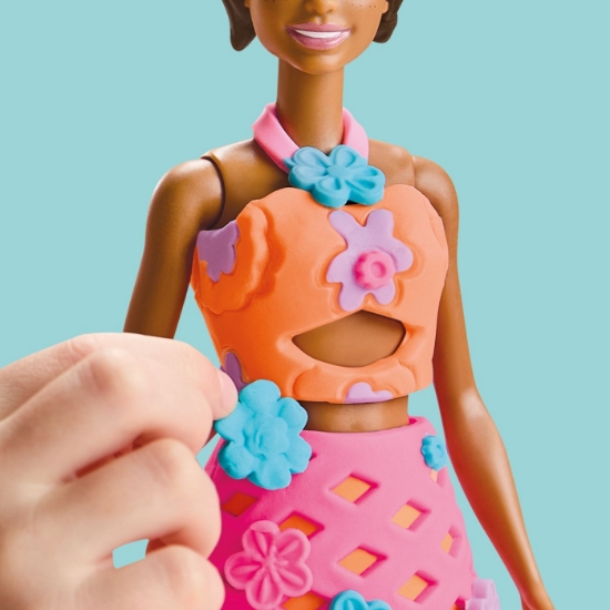 Imagine PLAY DOH BARBIE SET CREATII VESTIMENTARE ZI DE PLAJA COCHETA